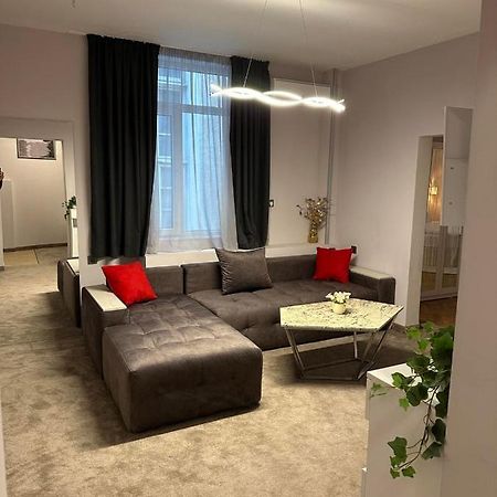 Luxury Apartment With Jacuzzi Sofia Exterior foto